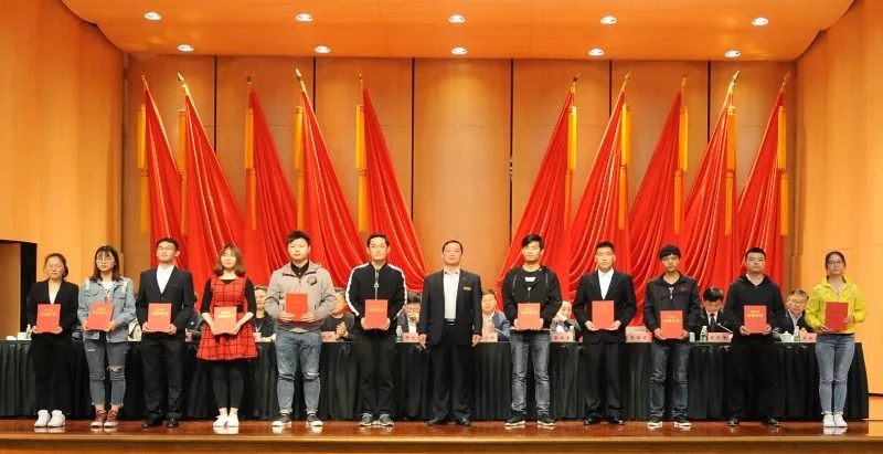 1524880922548870.jpg 1524880922548870.jpg