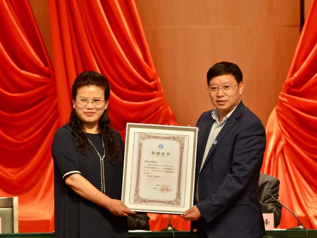 1524877645976175.jpg 1524877645976175.jpg