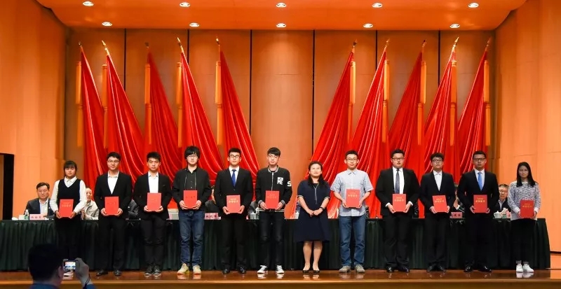 1524880922108440.jpg 1524880922108440.jpg