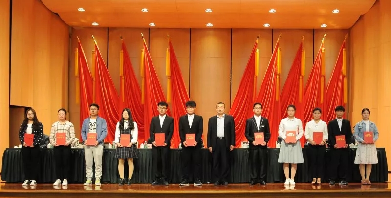 1524880922421022.jpg 1524880922421022.jpg